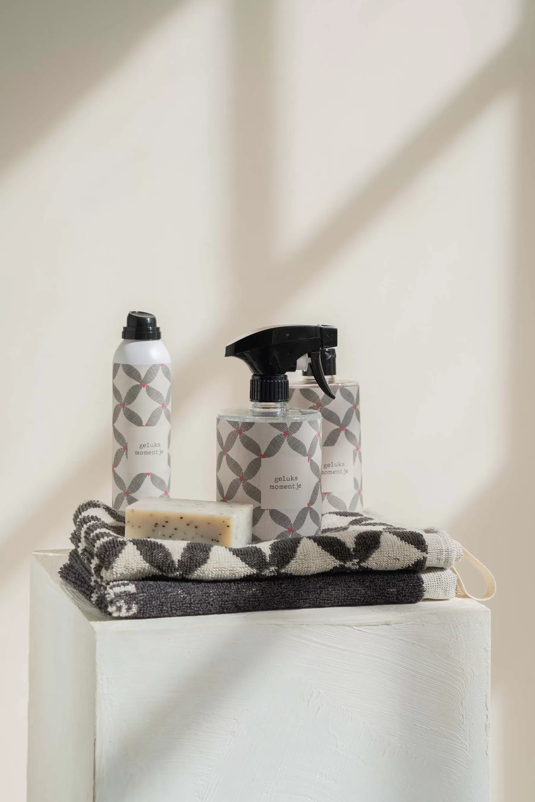Fashion doucheschuim 200ml geluksmomentje roze/rood Verzorgingsproducten