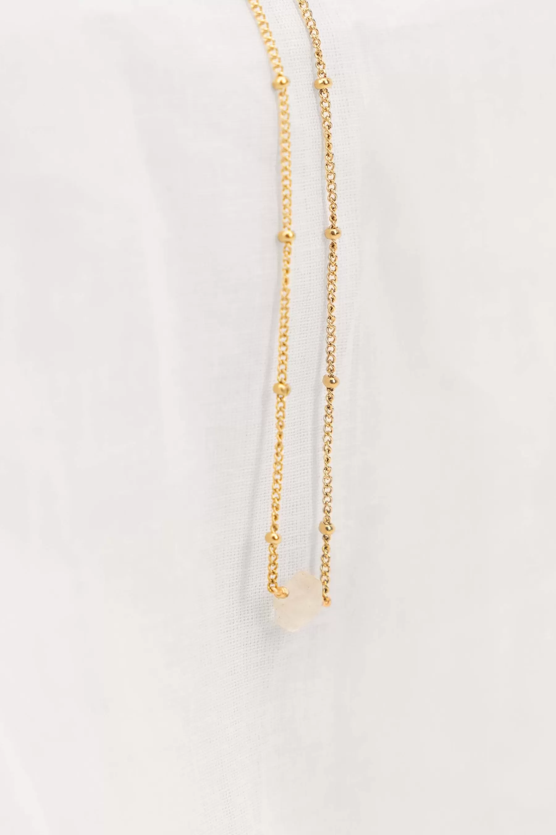 Store ketting met bloemsteentje /goud Kettingen